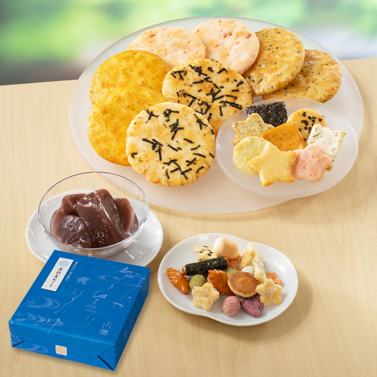 人気お煎餅と水羊羹詰め合わせ「夏めぐり 化粧箱T」 (米菓22袋＋