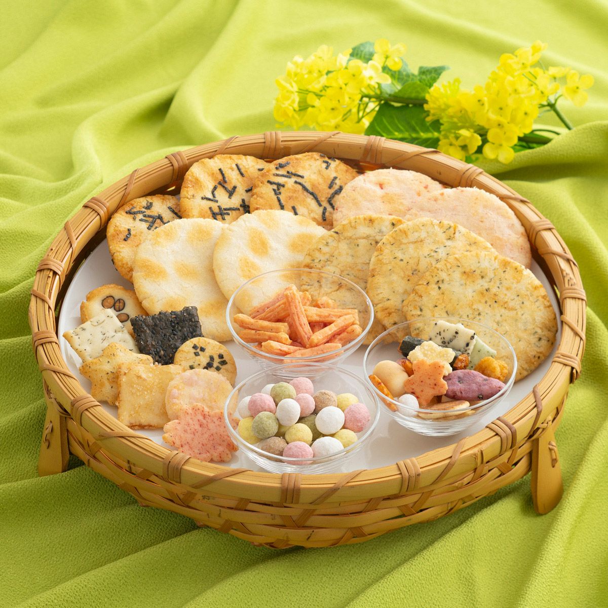 春の限定菓子8種詰め合わせ「春めぐり」 化粧箱 （24袋入）